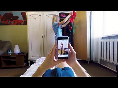 ❤️ Njerka e bëri vëllain e saj të mbaronte pak para se nëna të vinte në shtëpi ❤ Porno ruse tek ne ❌️